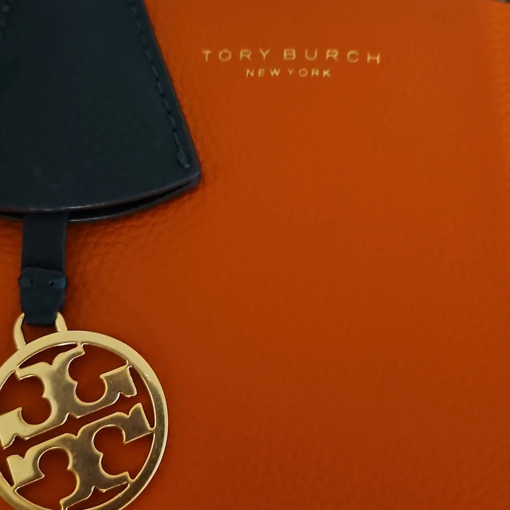 NWOTs Tory Burch Perry Triple Compartment Tote. - Picture 3 of 12